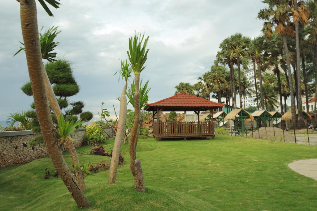 Hotel On The Rock Kupang  Bagian luar foto